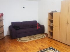 Garsoniera decomandata, parter, 42mp, bl.1986, Basarabia-Costin Georgian